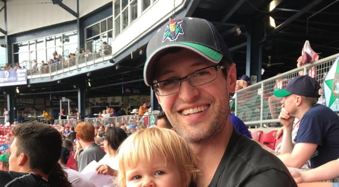 Follow these 5 tips to enjoy a Kernels Baseball game with kids.
