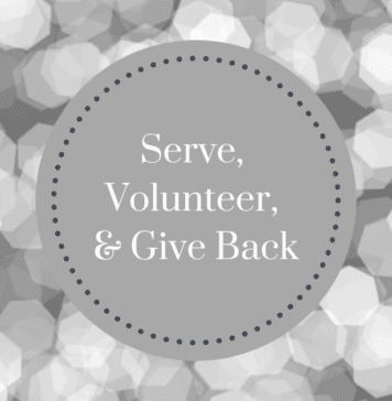Service and volunteer opportunities in Iowa City for the holidays