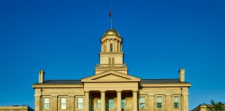An image of the Old Capitol in Iowa City